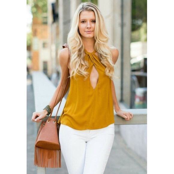 Free People Twist & Shout‎ Gold Mustard Keyhole Buckle Back Tank Top Size S - Picture 1 of 8